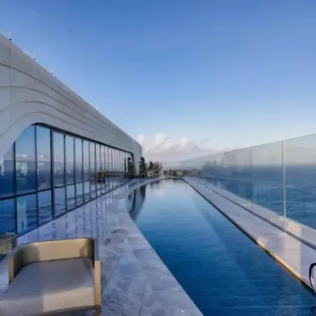 Mercury Tower - 25th Floor Διαμέρισμα *